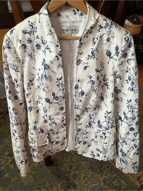 Andre Oliver vintage White Floral Open Blazer Jacket size small NWT